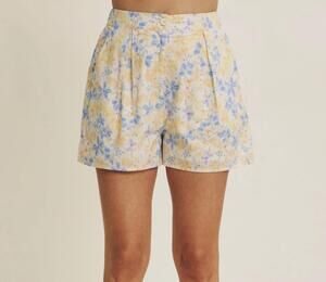 NEW IN FEBRUARY in the air shorts in water color floral print